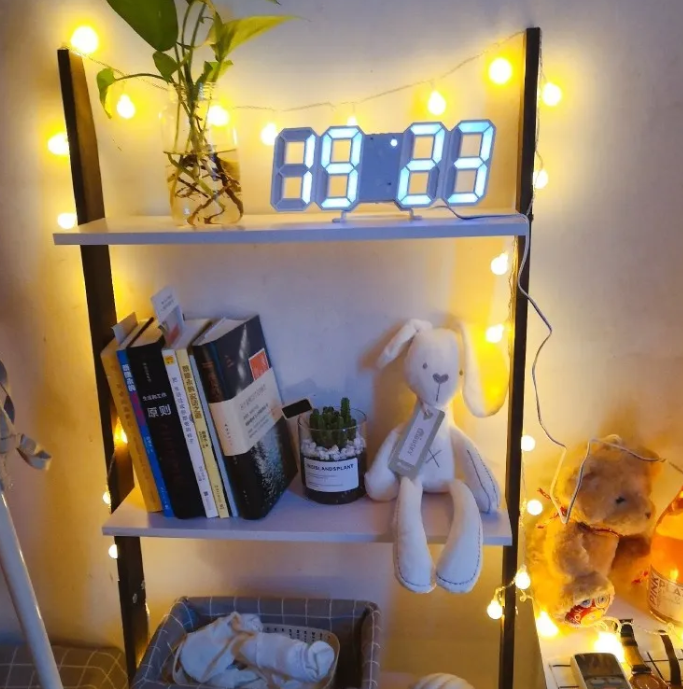 Simple LED Wall Clock with Alarm